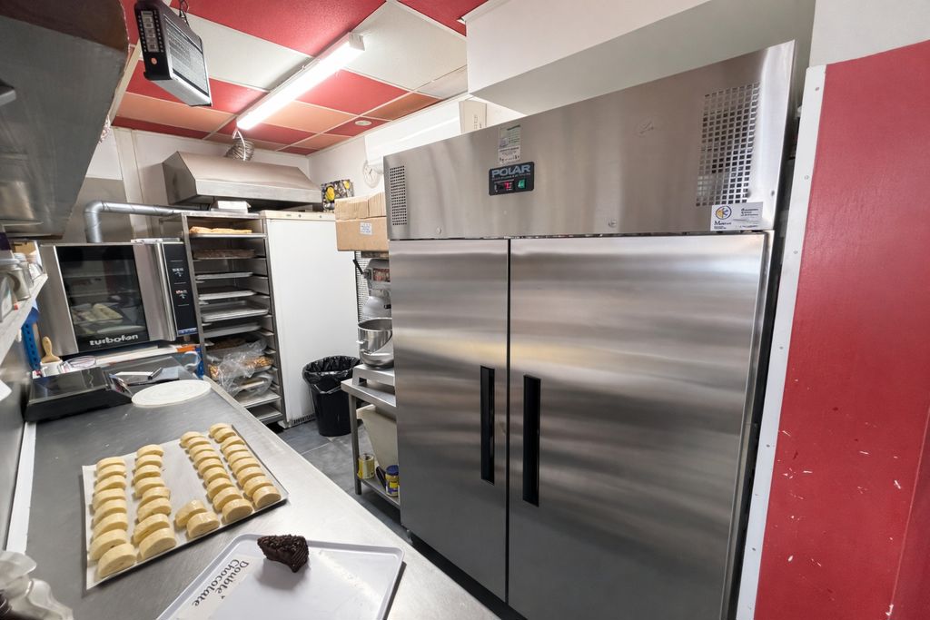 Photo 8- click for photo gallery